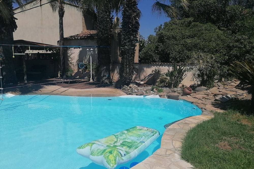 Villa with private pool - garden - family vacations near the sea 1