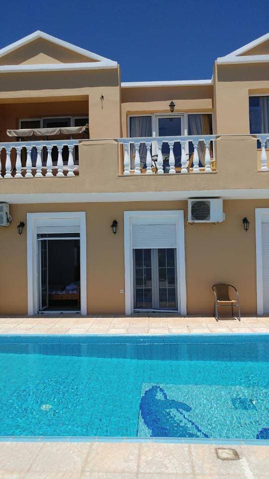 Foto 8 von 34: Three-Bedroom Villa