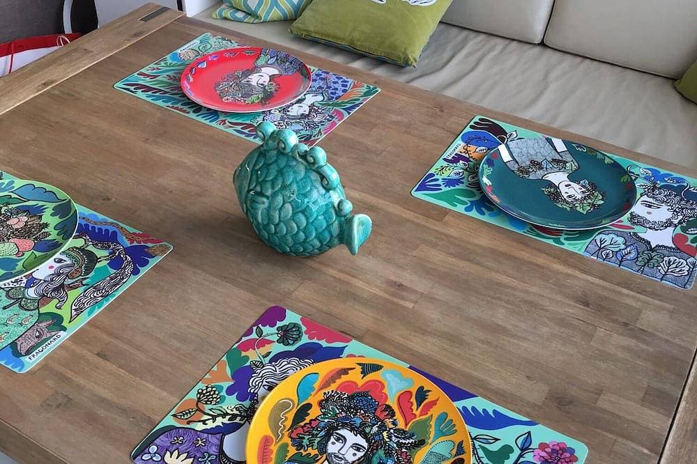 Foto 7 von 30: Perfekte Lage direkt am Strand – Luxuriöse 2 Zimmer im Souterrain mit direktem Zugang zum Meer.