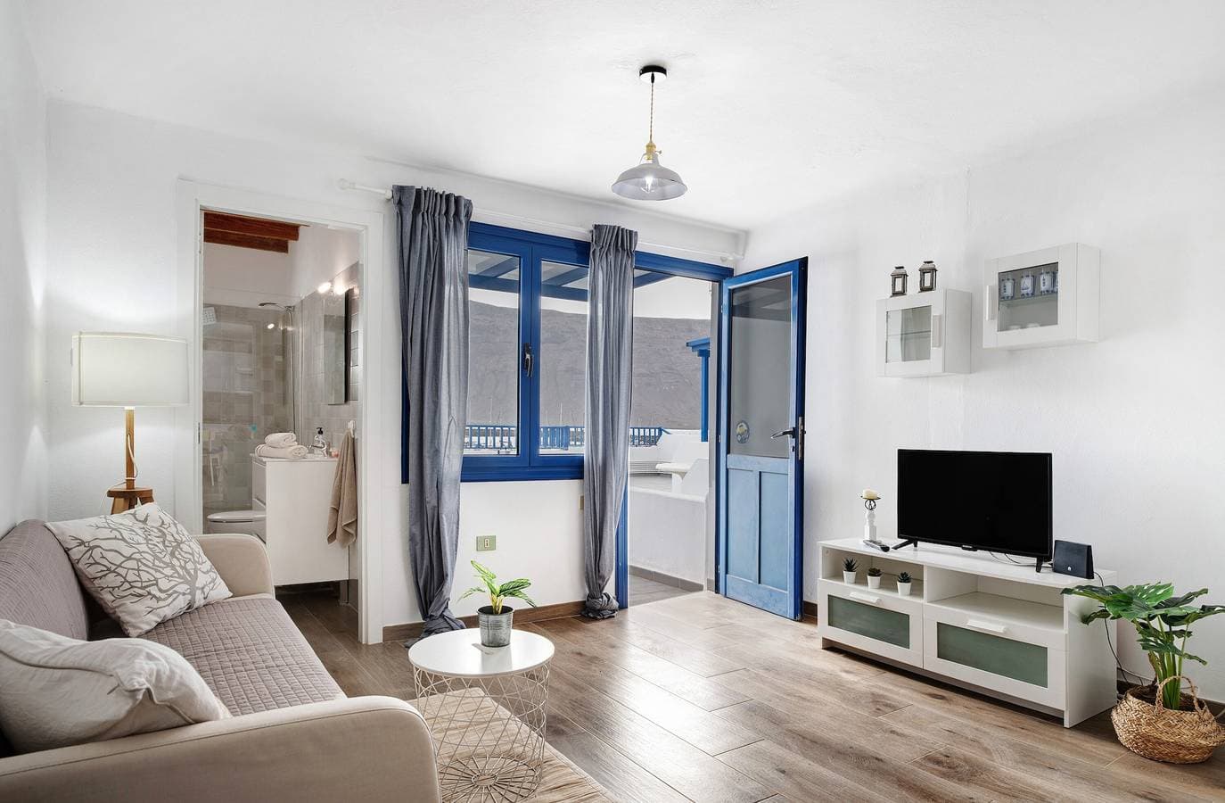 Foto 3 von 23: Ferienwohnung 'Toledo' mit Meerblick, privater Terrasse und WLAN