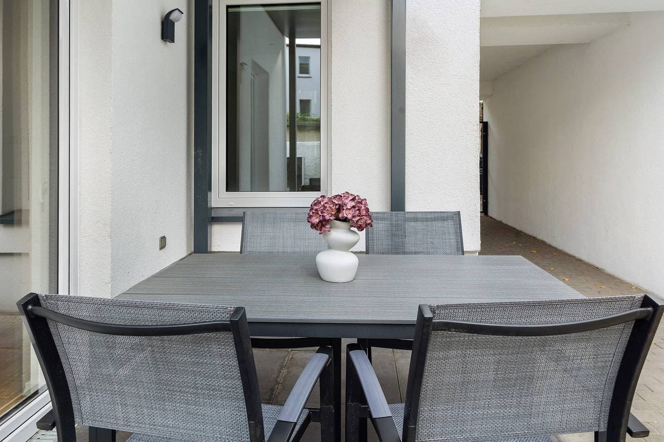 Foto 12 von 16: Apartment 'Elbe Loft' mit privater Terrasse und WLAN