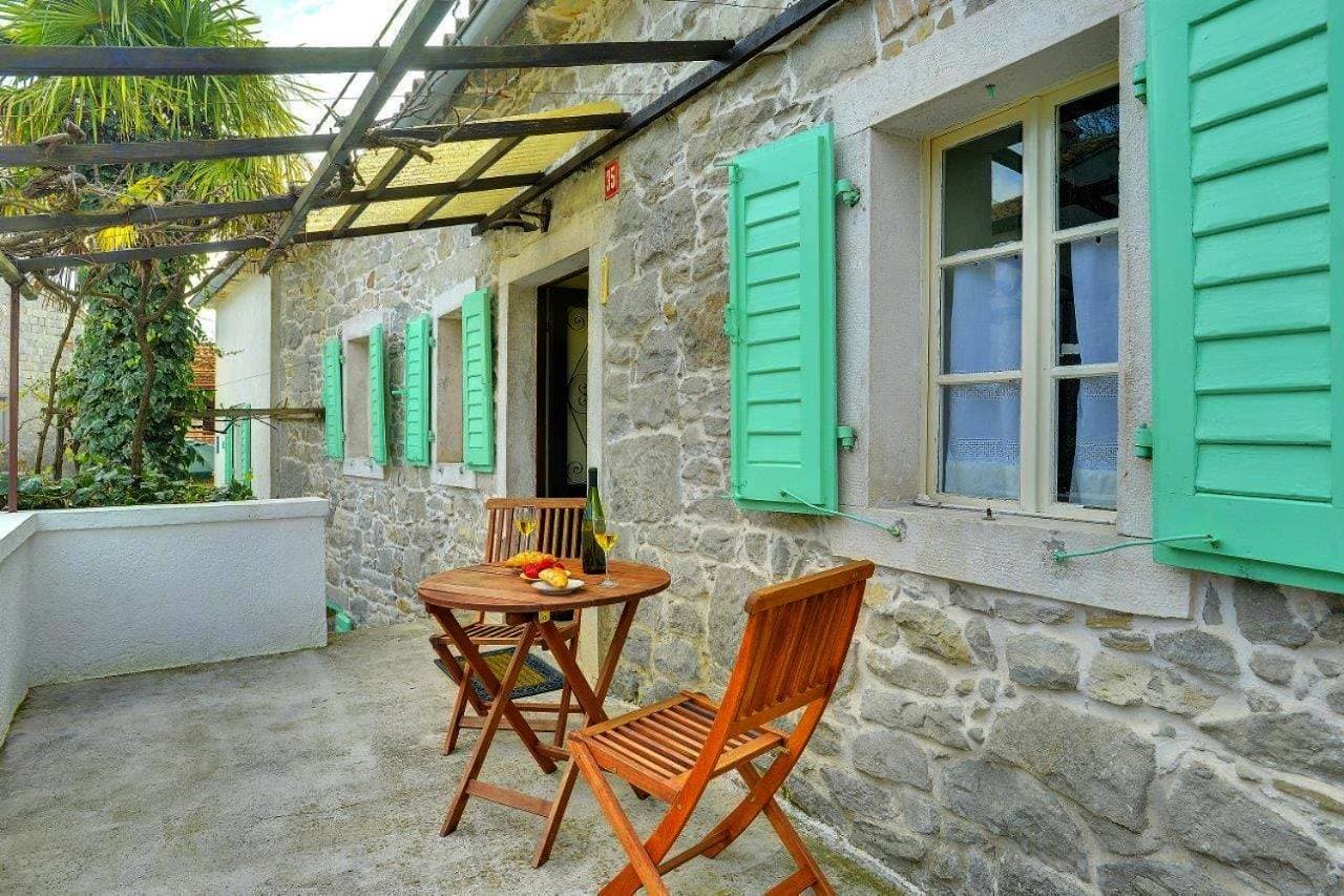 Foto 2 von 32: Three-Bedroom House