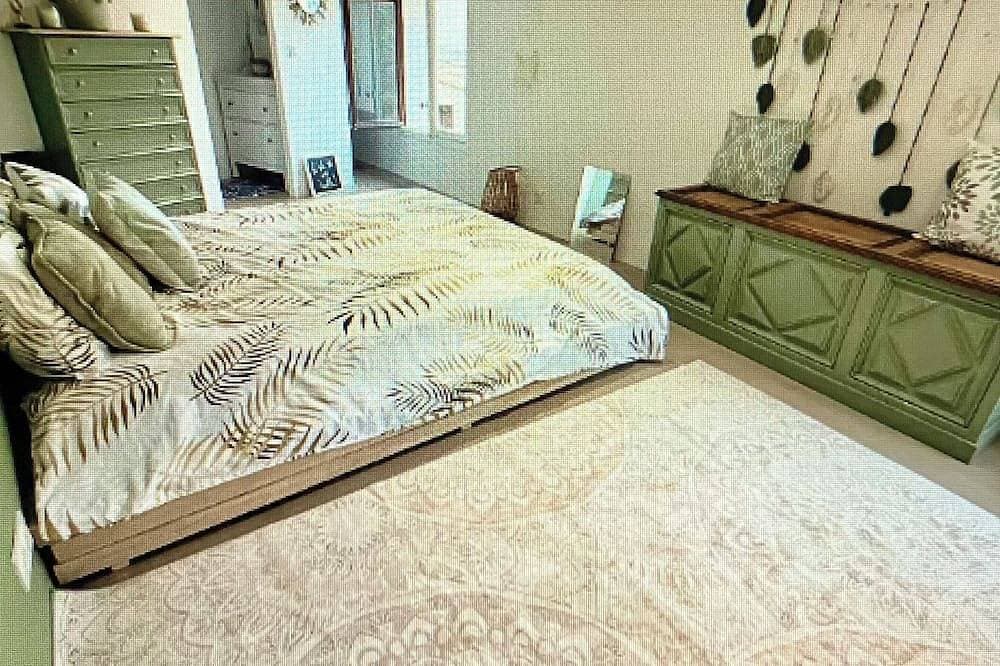 Foto 2 von 10: Experience the sweetness of Provence in this cocoon in Coaraze