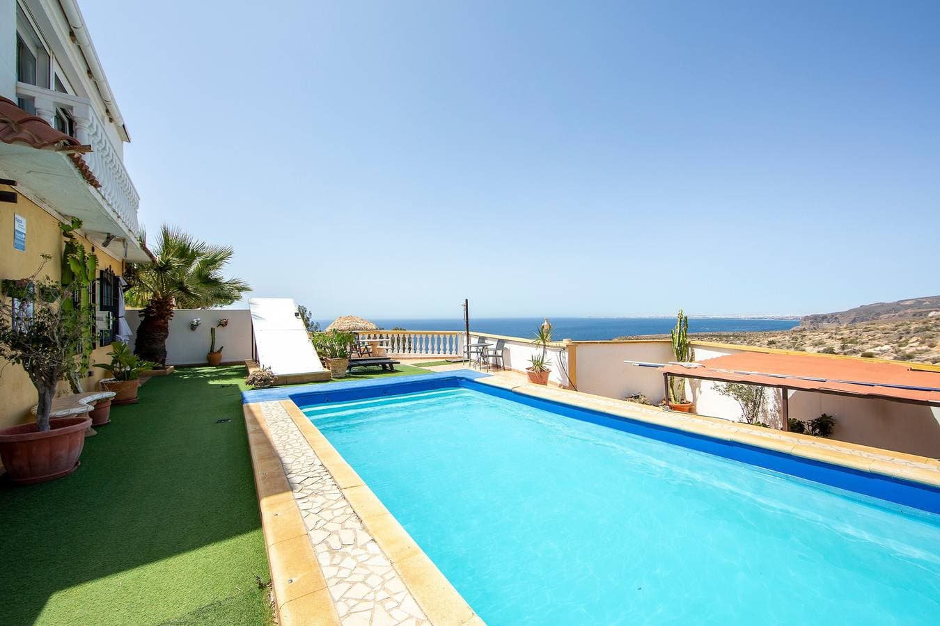 Foto 2 von 24: Ferienhaus 'Vista al Mar Ainara' mit Meerblick, gemeinschaftlich genutztem Pool & WLAN