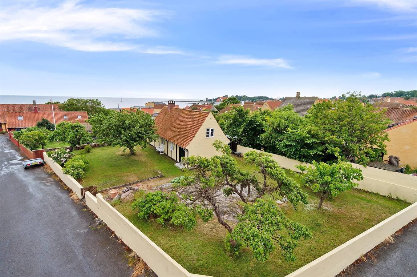 Foto 2 von 28: Pet friendly home in Svaneke with house sea view