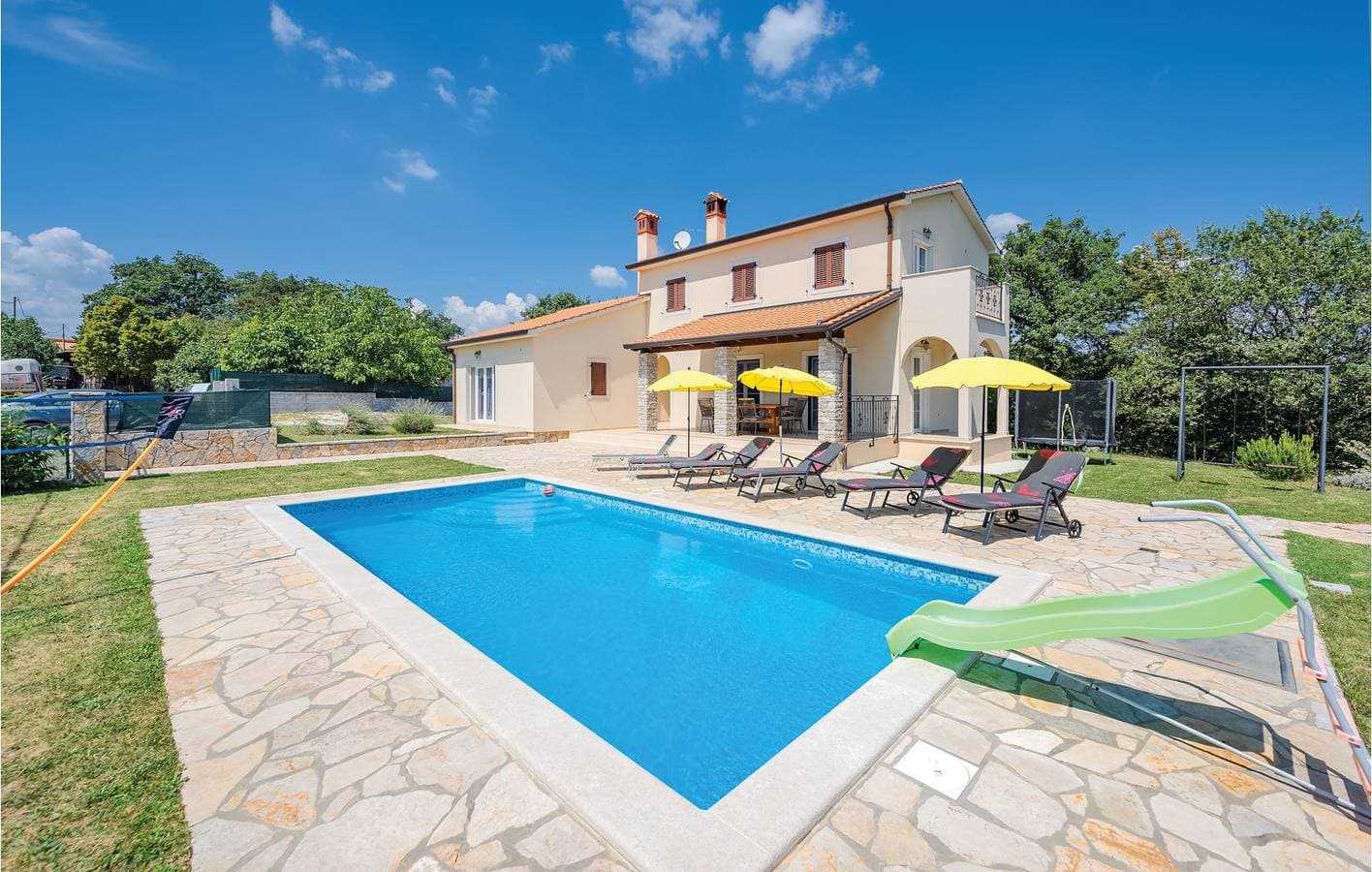 Foto 4 von 41: Schickes Apartment mit 1 Schlafzimmer, Pool, Terrasse und WLAN