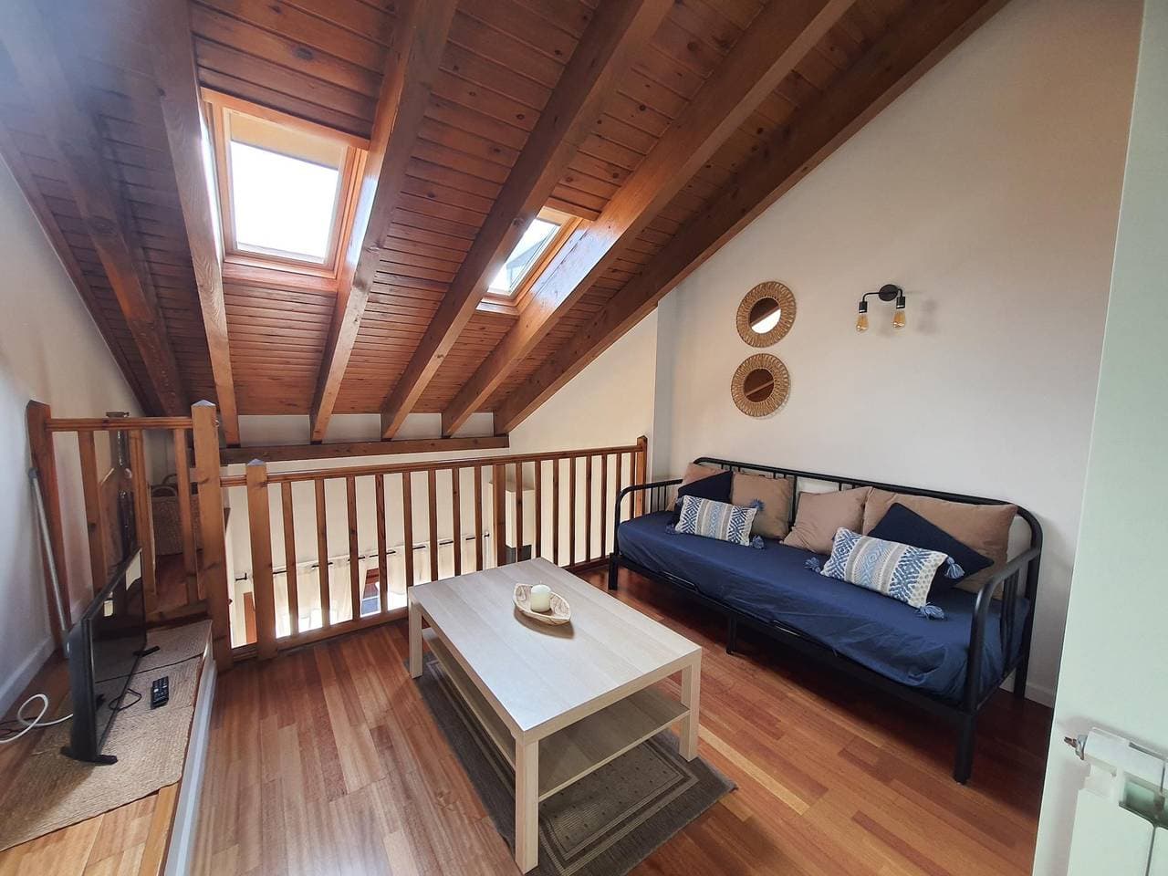 Foto 8 von 24: Ferienwohnung für 8 Personen mit Terrasse