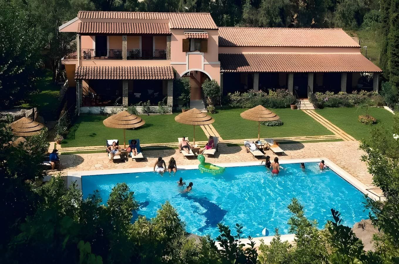 Foto 11 von 20: Apartment 'Corfu Club Maisonette 3' mit Gemeinschaftspool, WLAN und Klimaanlage
