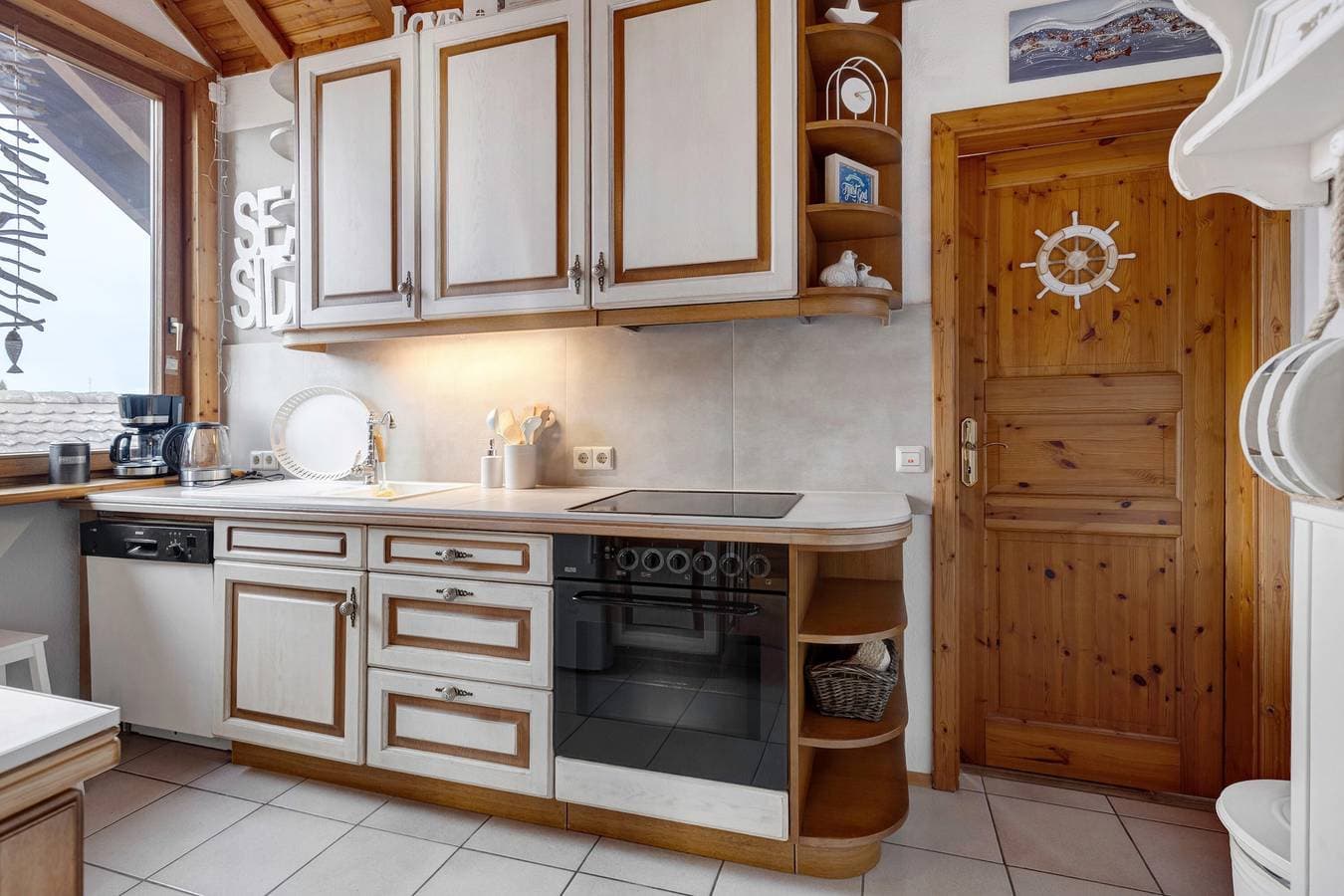 Foto 8 von 27: Ferienwohnung 'Ammiel' mit privatem Garten und Wi-Fi
