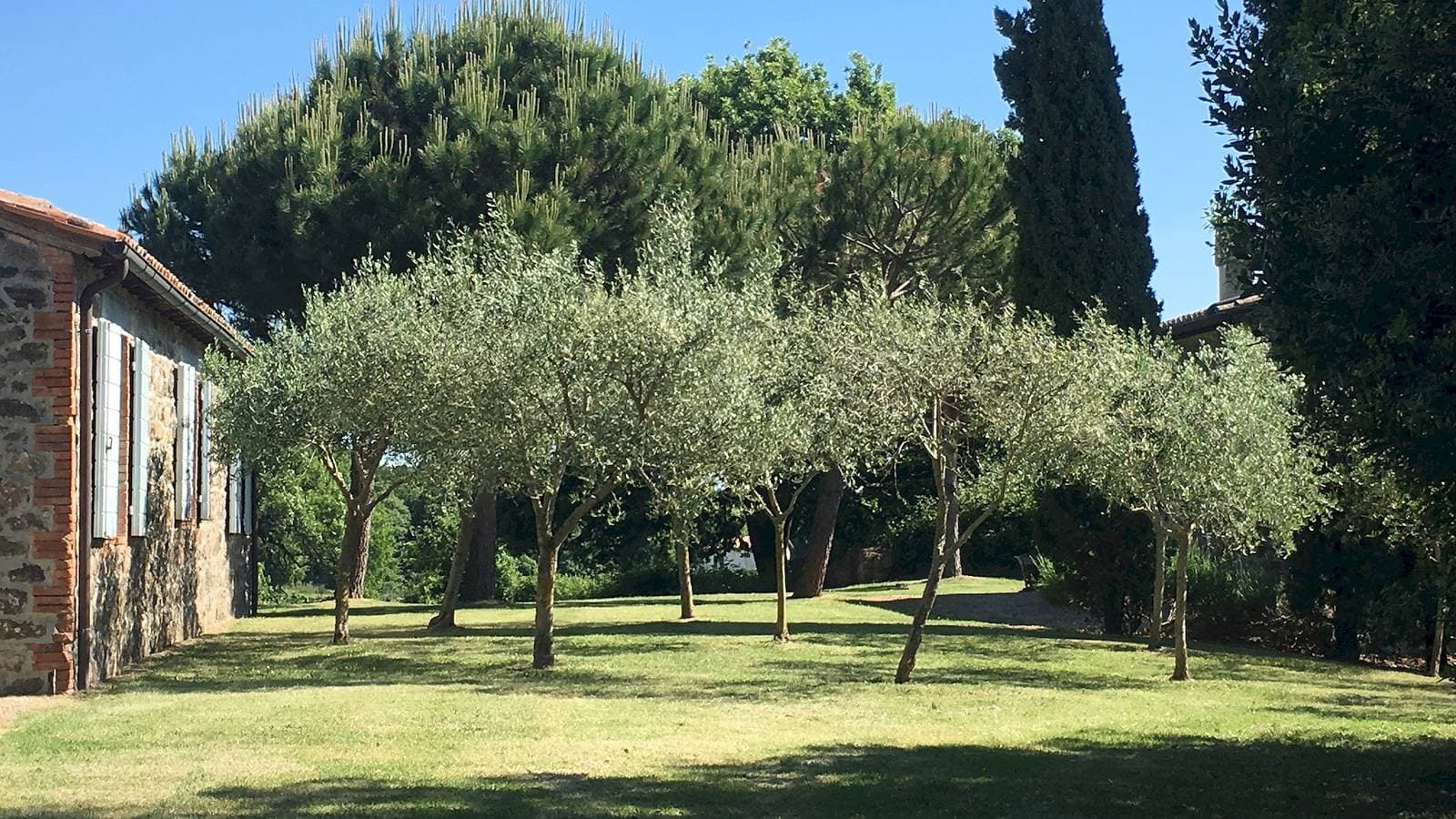 Foto 10 von 42: Villa für 14 Personen mit Garten