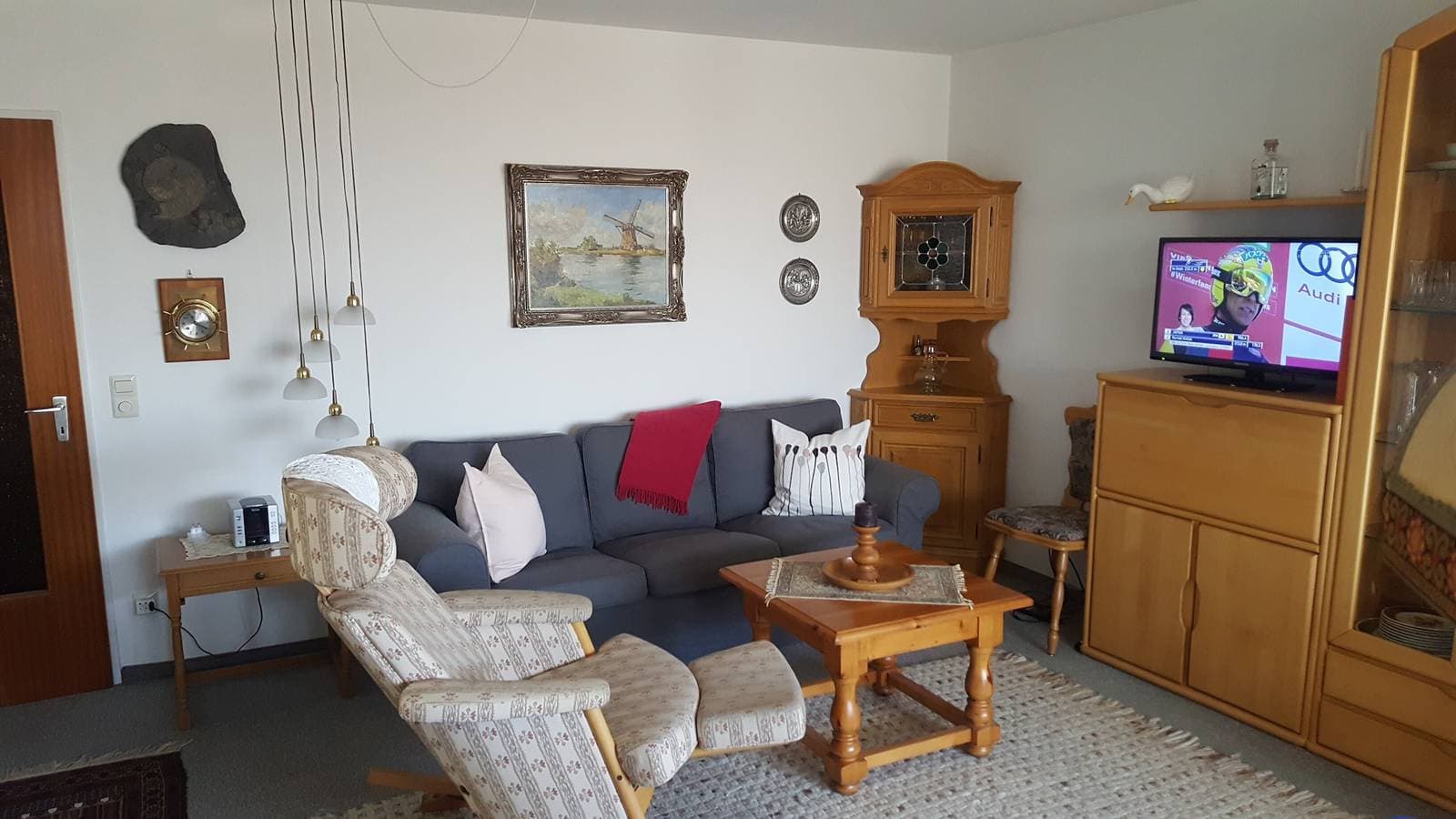 Foto 2 von 27: Ferienwohnung 'Schönblick' mit Blick auf den See und Balkon
