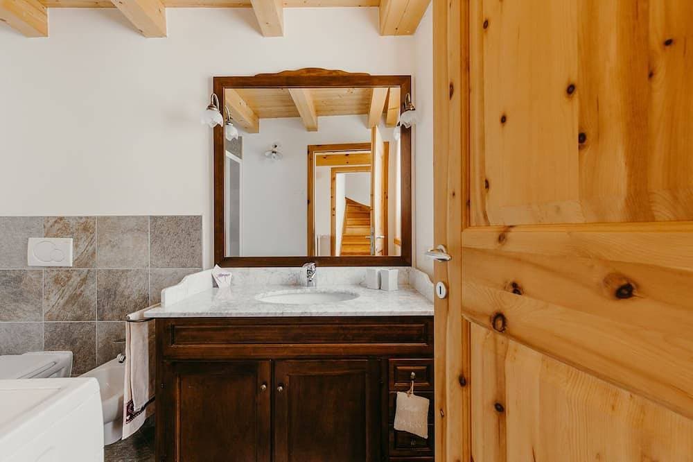 Foto 7 von 30: Gemütliche Hütte in den Bergen in Trentino Südtirol Valle dei Mocheni