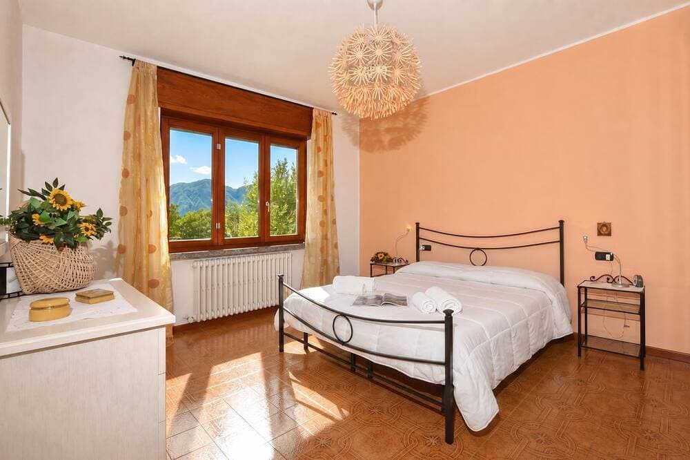 Foto 4 von 30: Casa Virginia, Mandello del Lario, Italy