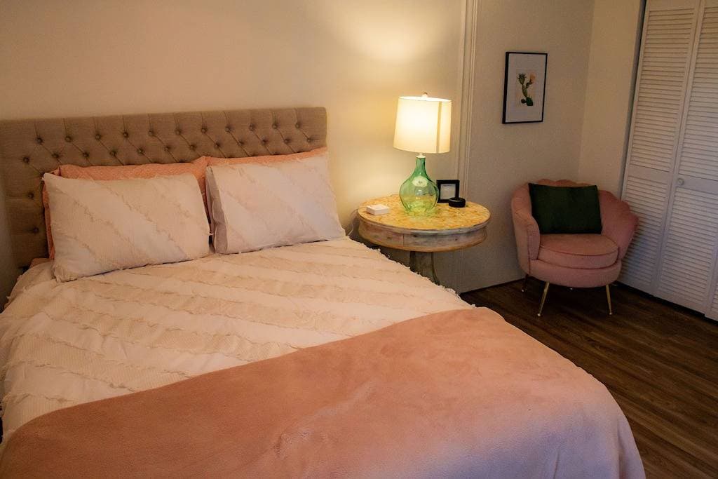 Foto 7 von 35: A sweet stay on Cherrywood Square
