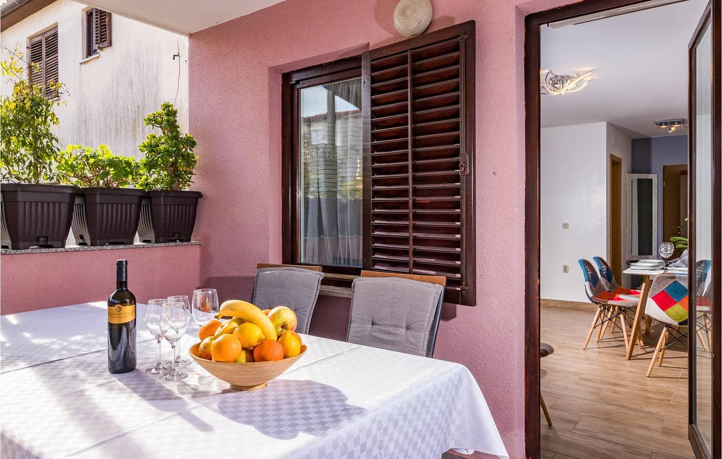 Foto 6 von 24: Urlaub am Meer: Gemütliche Ferienwohnung mit Pool, Terrasse und WLAN