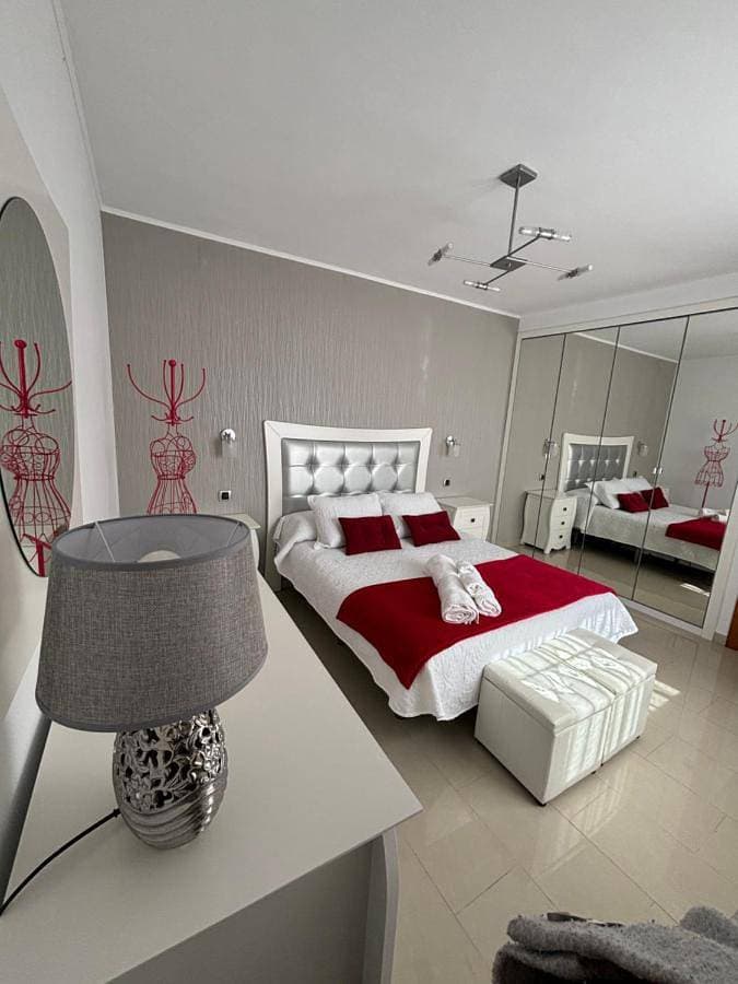 Foto 4 von 20: One-Bedroom Apartment
