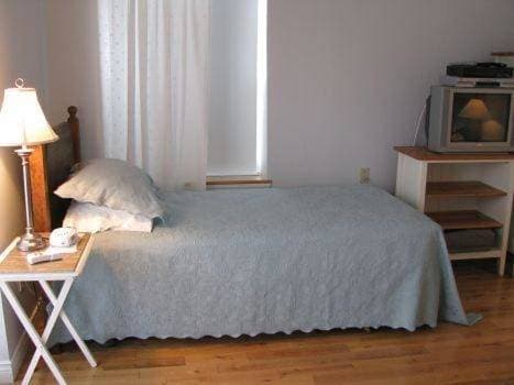Foto 9 von 9: Twin Room - Disability Access