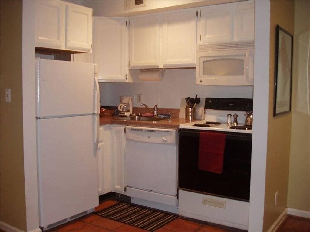Foto 10 von 15: Charmante englische Kellerwohnung im historischen Dupont Circle