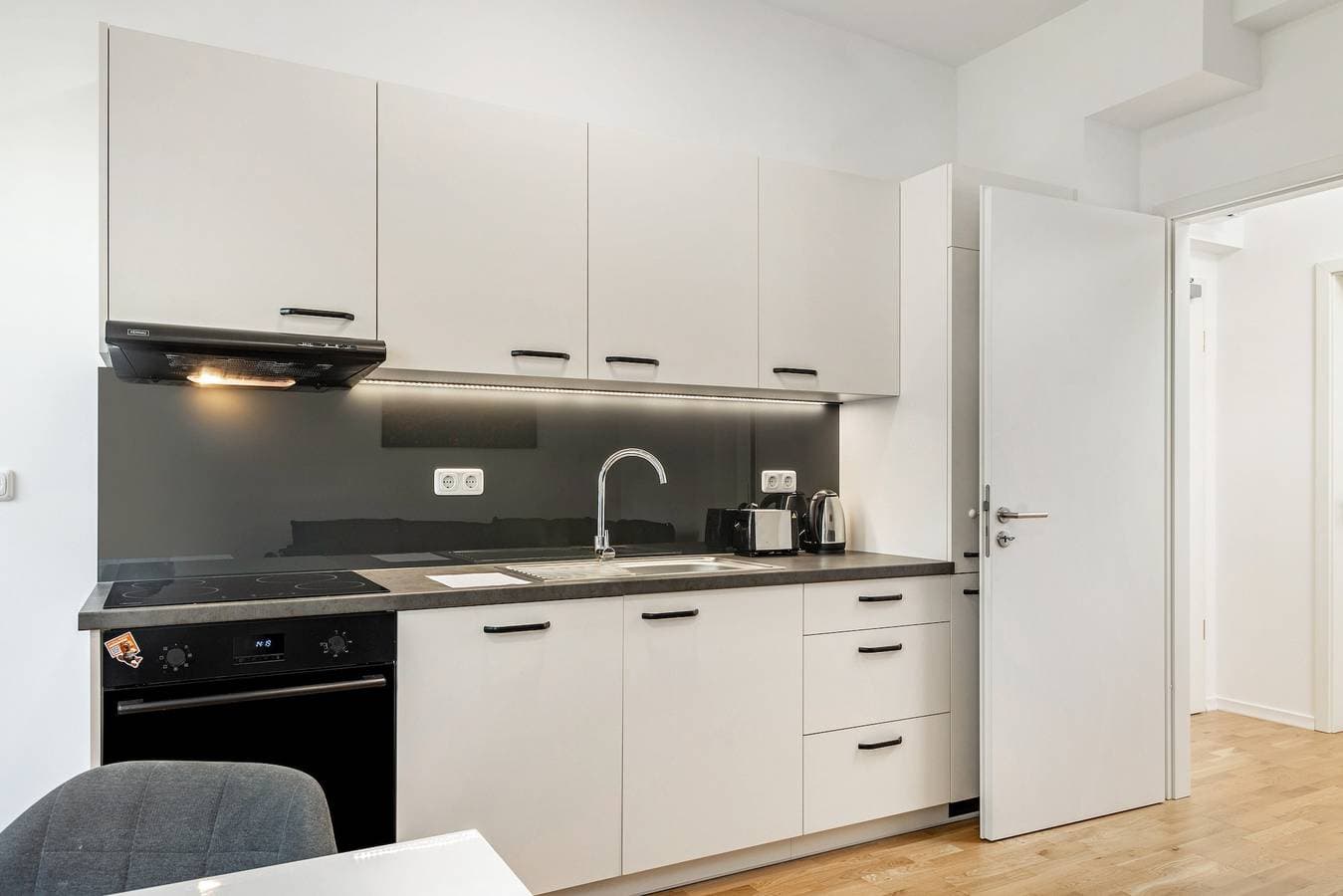 Foto 10 von 21: Apartment 'Modernes Loft An Der Elbe' mit Balkon, WLAN und Klimaanlage