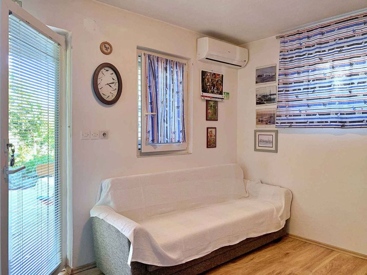 Foto 9 von 28: Ferienwohnung mit Terrasse und Grillmöglichkeit