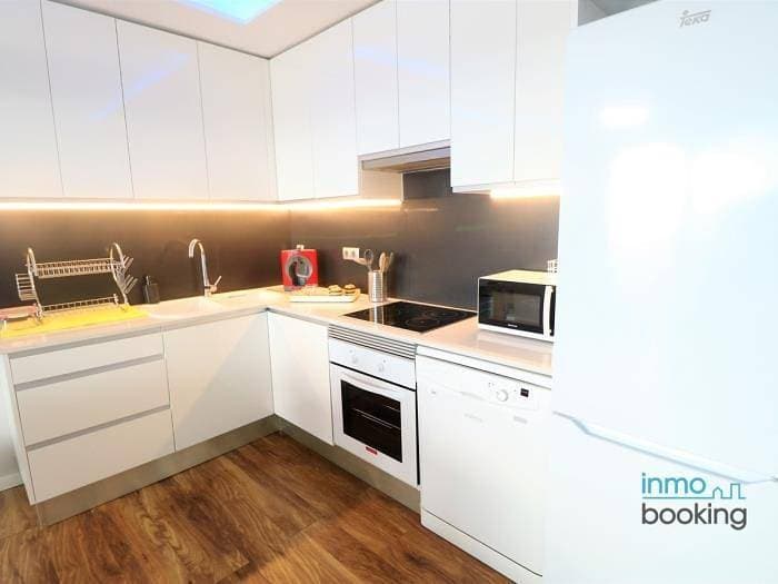 Foto 11 von 48: Ferienwohnung für 4 Personen mit Terrasse
