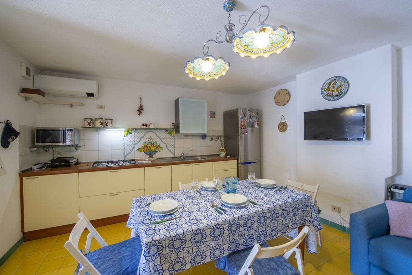 Foto 12 von 29: Ferienwohnung für 4 Personen mit Balkon/Terrasse