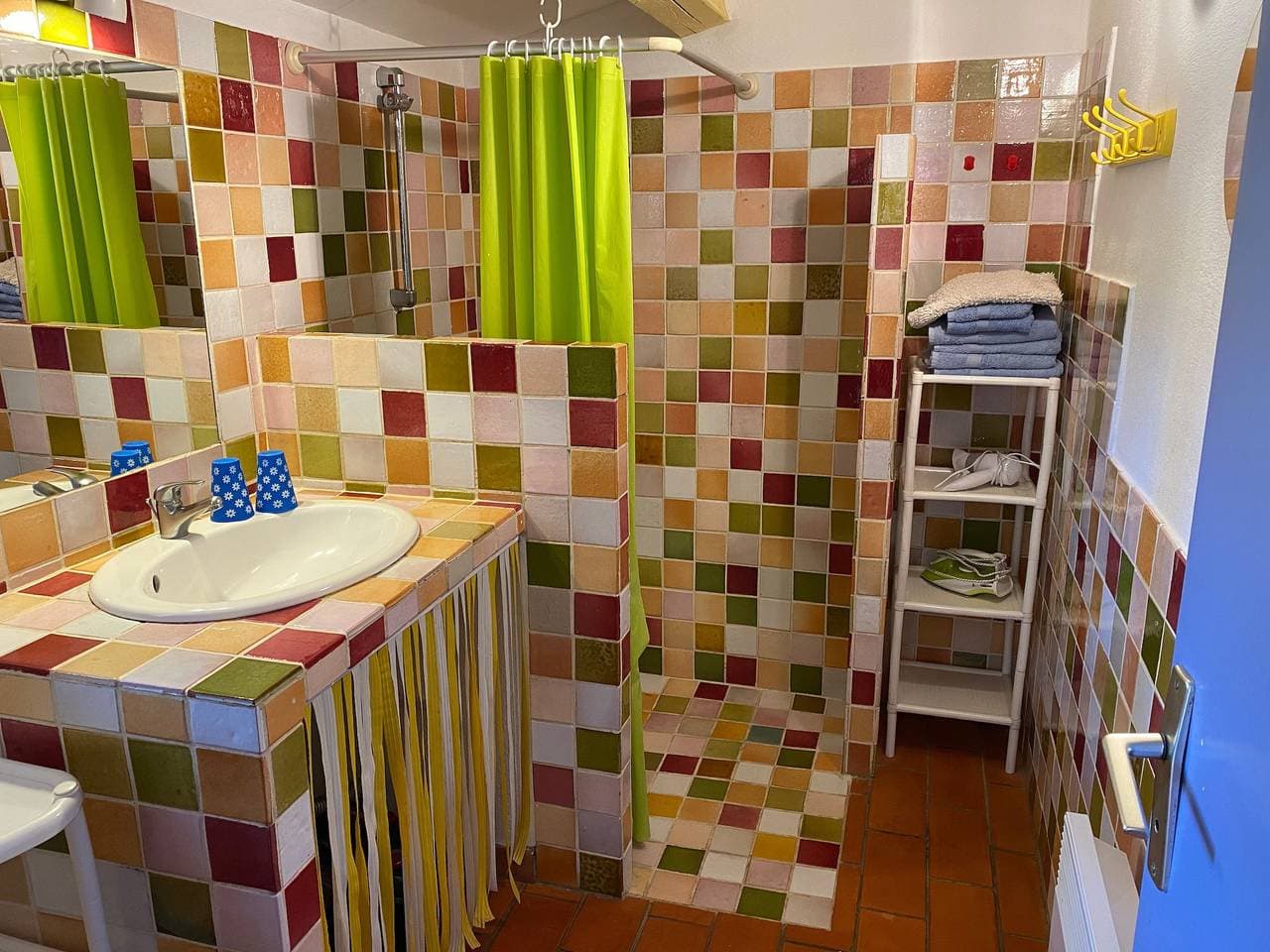 Foto 8 von 12: Klimatisierte Unterkunft mit Pool, Hunde erlaubt, umzäuntem Garten, WLAN und Privatparkplatz