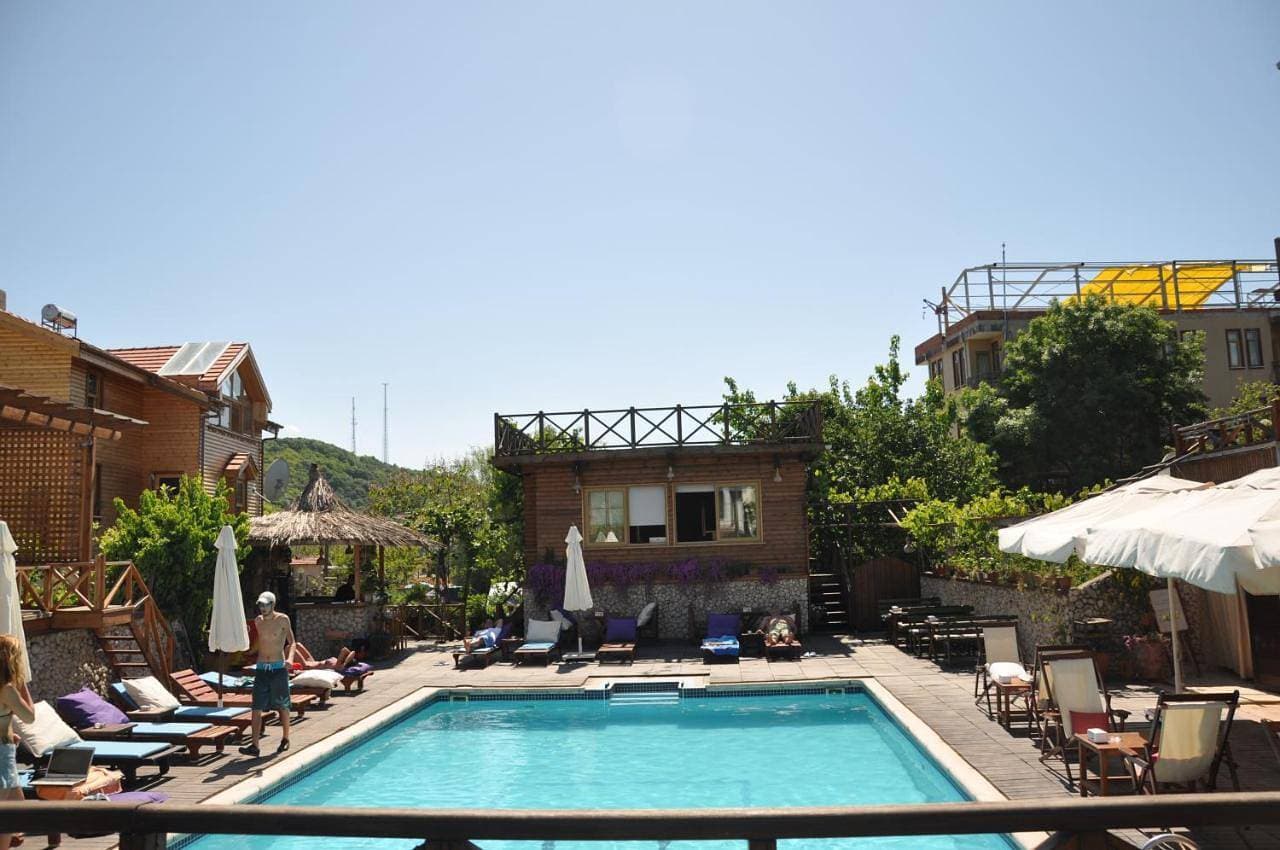 Kurfal Hotel 1