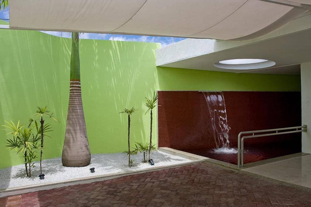 Foto 3 von 9: Suite with Hot Tub