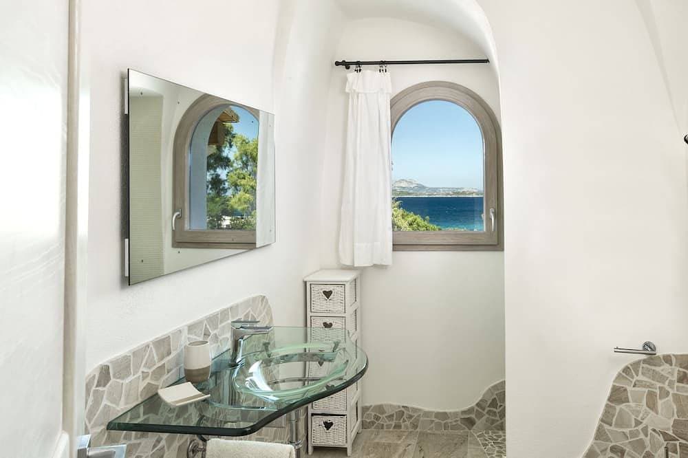 Foto 5 von 17: Villa Astrea Blu, Panoramaterrasse, privater Pool und zwei Schritte vom Strand entfernt