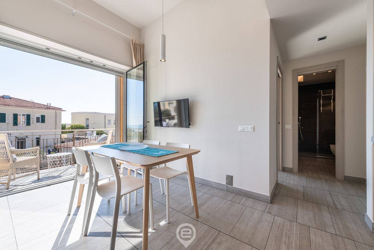 Foto 8 von 34: Ferienwohnung für 2 Personen mit Balkon/Terrasse