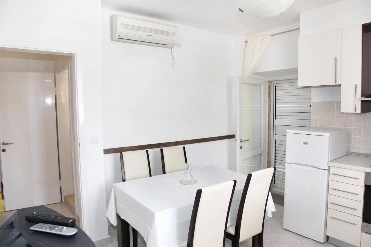 Foto 12 von 14: One-Bedroom Apartment with Terrace and Sea View