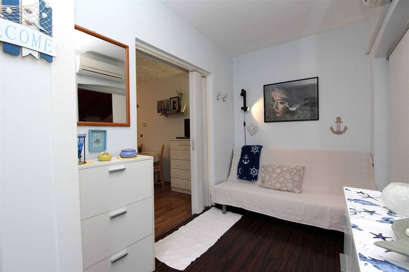 Villa Nikola Ferienwohnung mit 1 Schlafzimmer mit Terrasse (Sanja) 1
