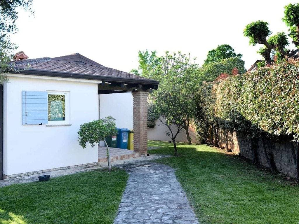 Foto 12 von 51: Ferienhaus in Porec mit Schwimmbecken