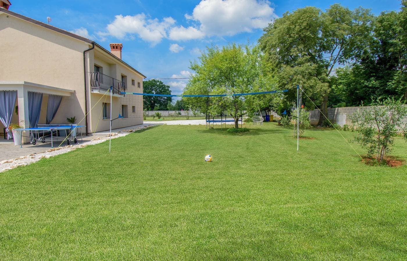 Foto 10 von 45: Schönes Ferienhaus zur alleinigen Nutzung mit priv