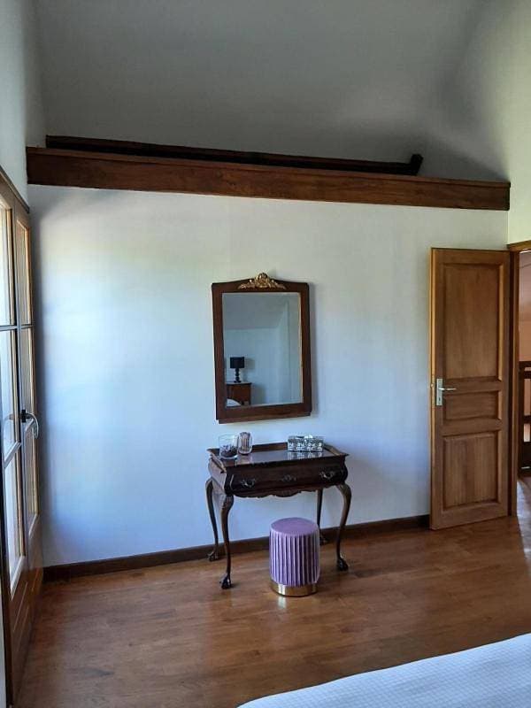 Foto 6 von 11: Three-Bedroom House