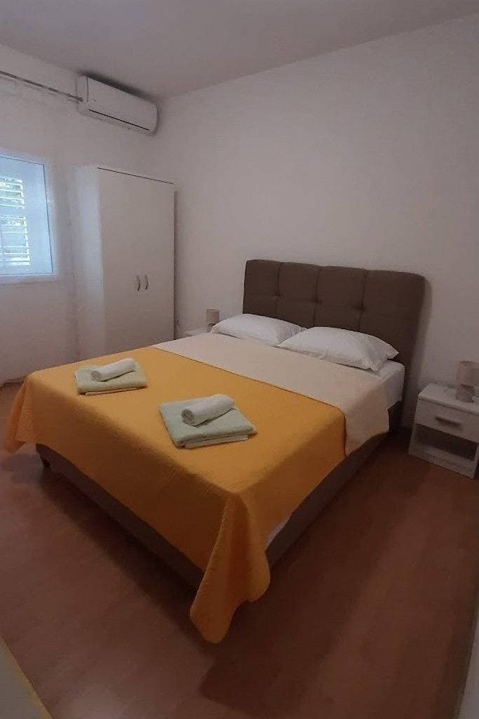Foto 9 von 12: 2-Zimmer-Ferienwohnung mit Terrasse Zivogosce - Blato, Makarska A-24667-a