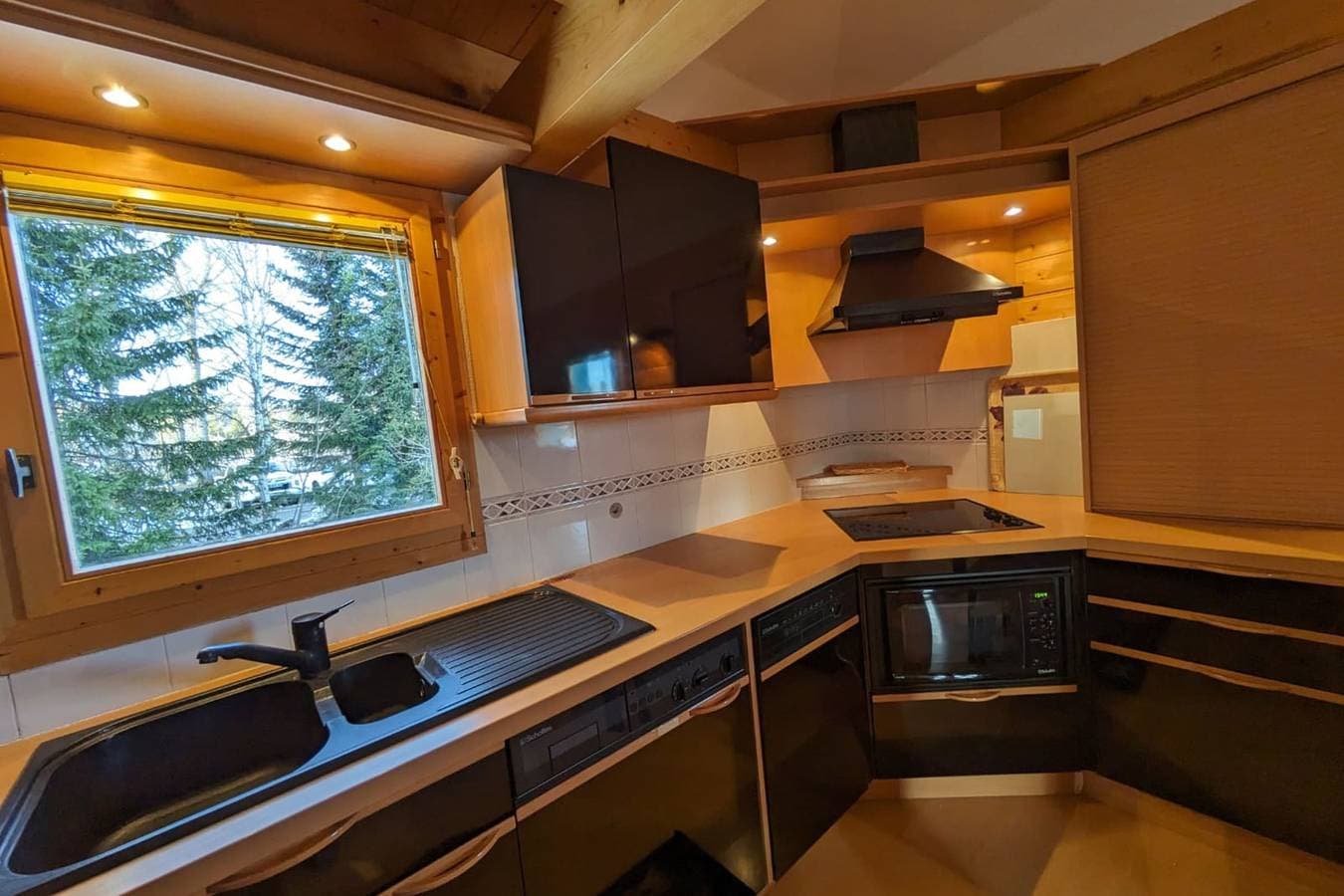 Foto 11 von 30: Chalet für 6 Personen mit Terrasse