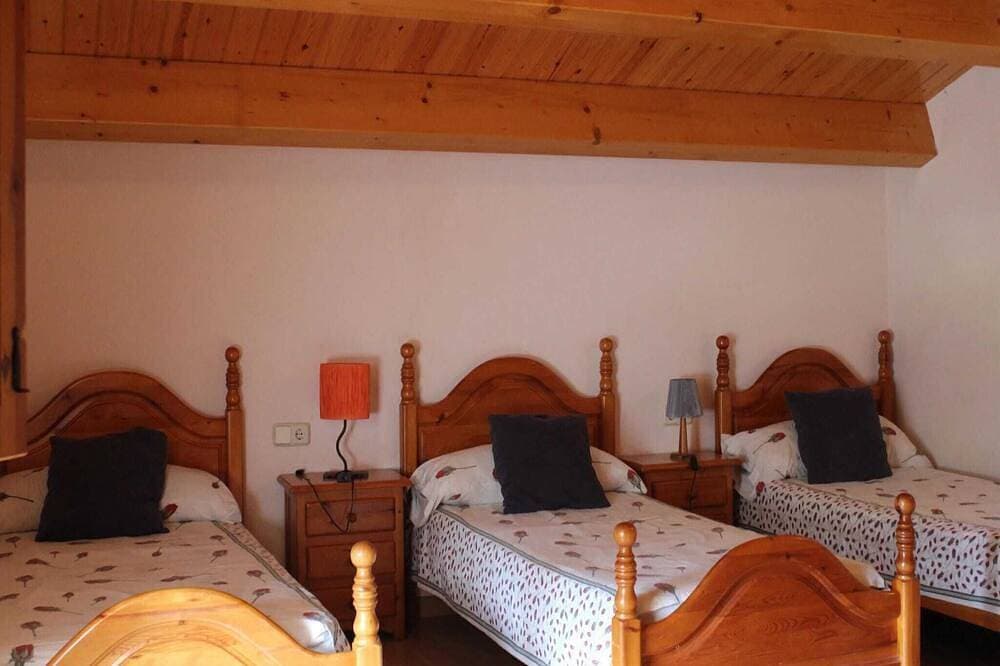 Foto 3 von 30: Ferienhaus auf einem Bauernhof in der Nähe eines Sees