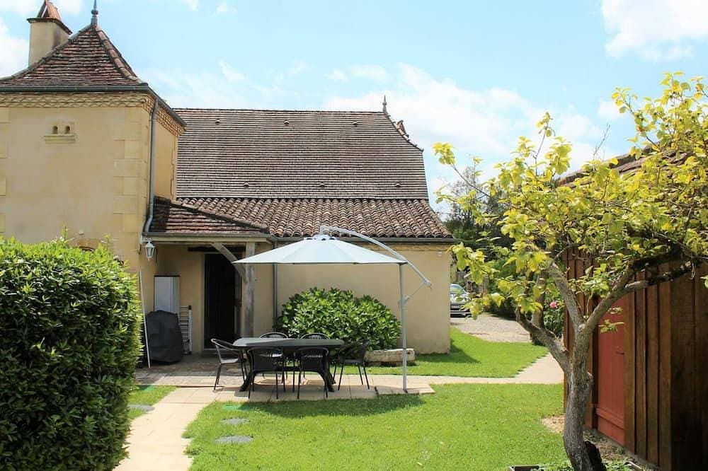 Charmantes Haus in Lamonzie-Saint-Martin 1