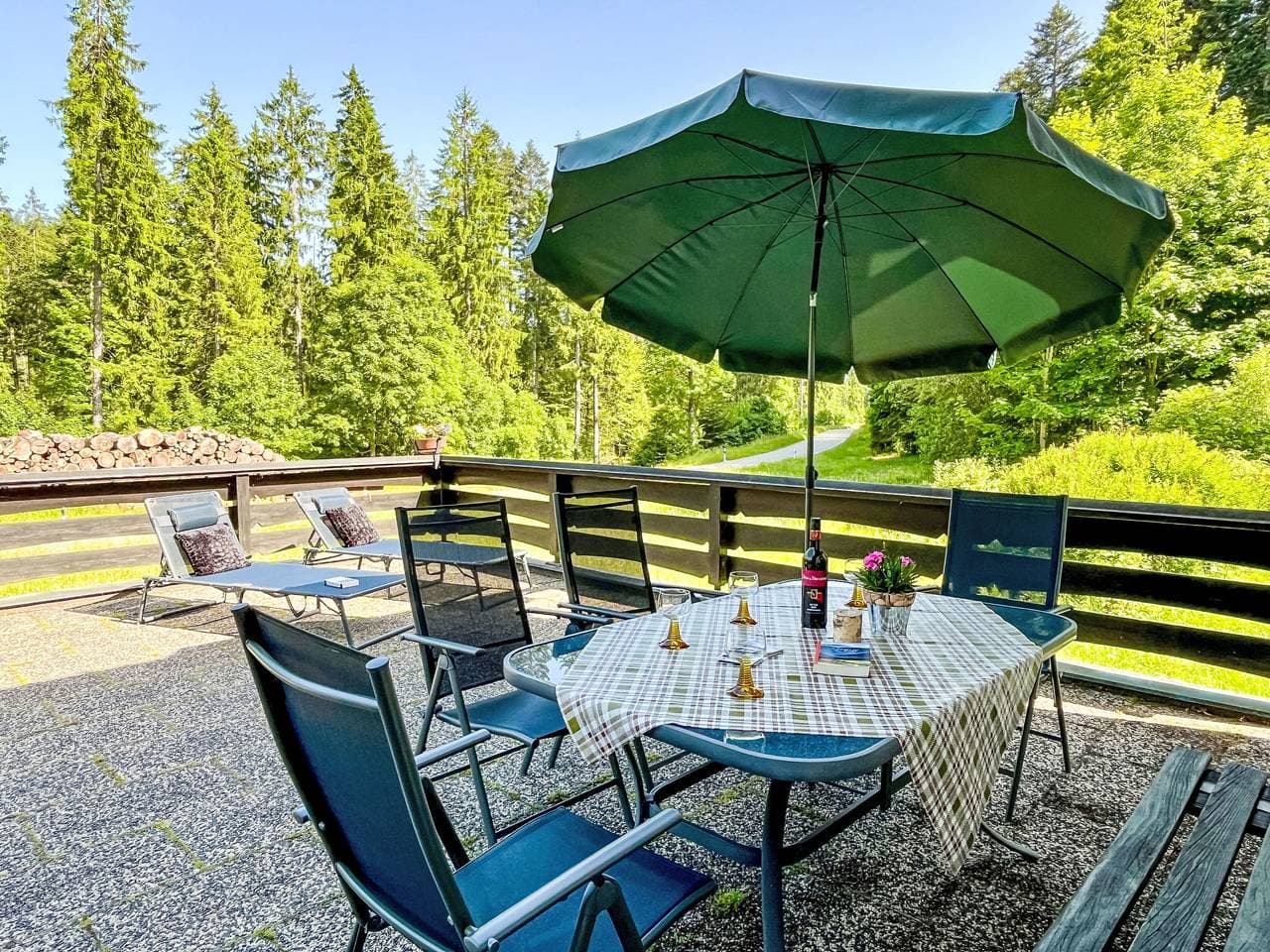 Blasiwald 5 km von Schluchsee: Zweifamilienhaus Kaiser 1
