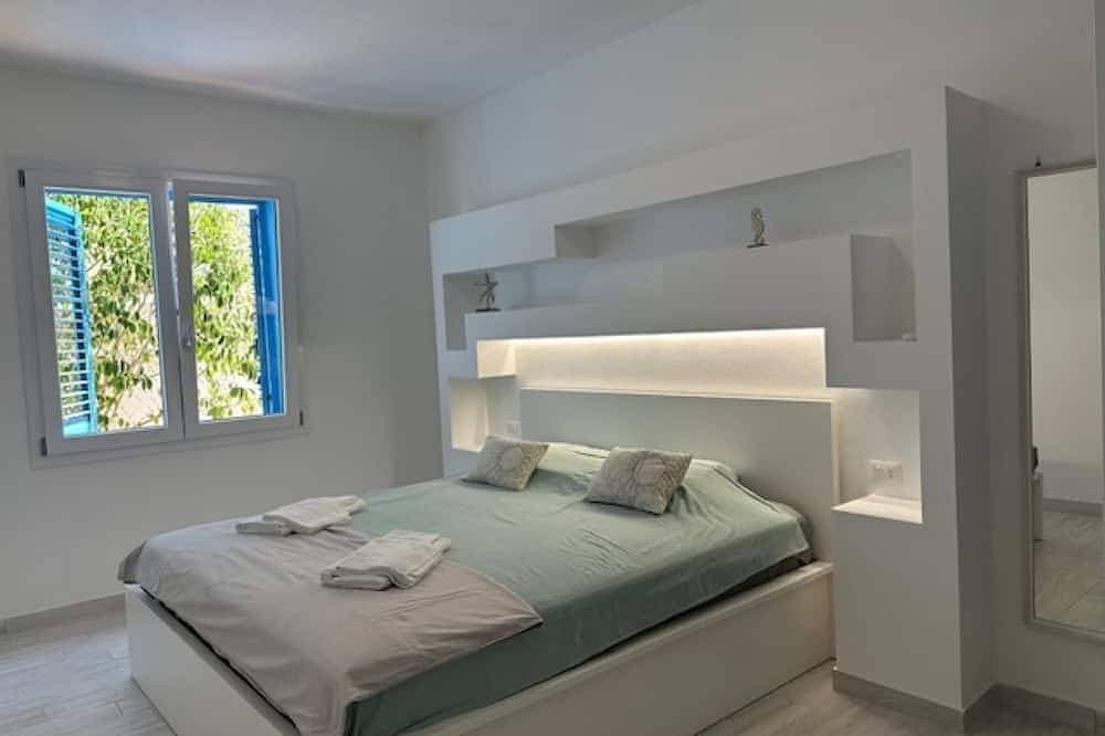 Foto 2 von 18: Villa Tramonto : Wohnung im Erdgeschoss mit direktem Meerblick