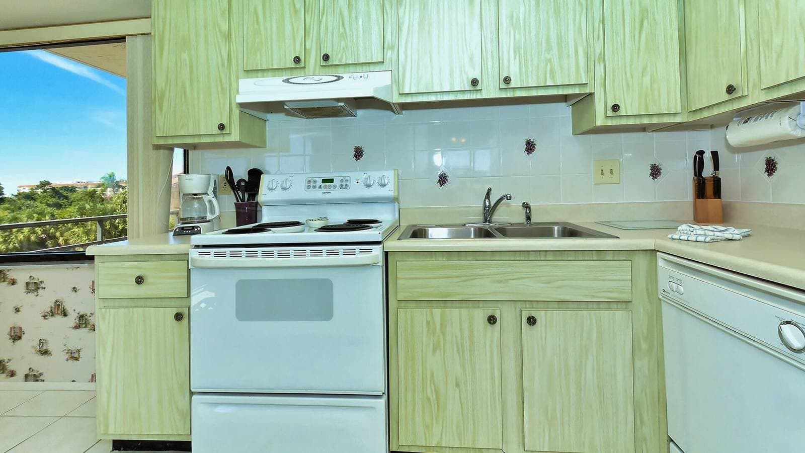 Foto 10 von 38: Rent this Luxury 5 Star Apartment on The Anchorage, Siesta Key Apartment 1008