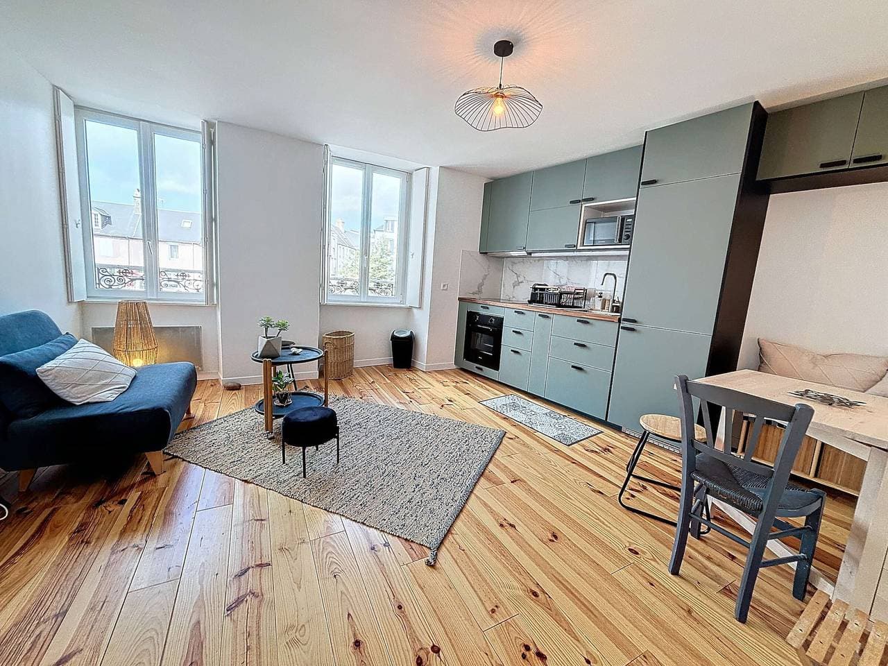Neu renovierte 2-Zimmer-Wohnung in Granville, Nähe Zentrum und Bahnhof 1