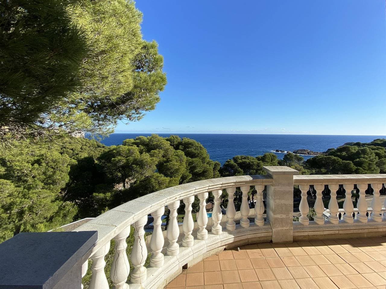 Foto 13 von 24: Villa für 8 Personen mit Meerblick