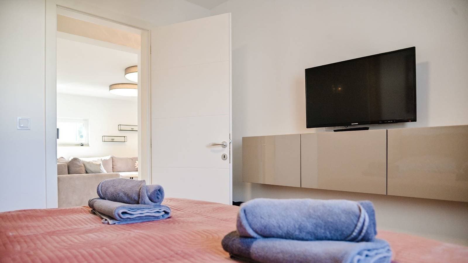 Foto 12 von 28: Modern Adora Apartment with beautiful sea view