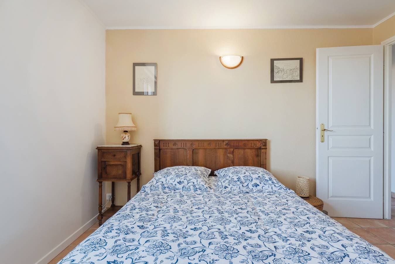 Foto 8 von 20: L'amourié, Erdgeschoss, Ferienwohnung für 4 Personen mit Seeblick