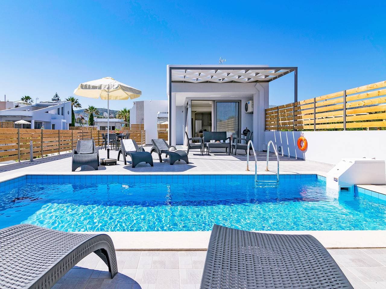 Villa in Rethymno am Sandstrand 1