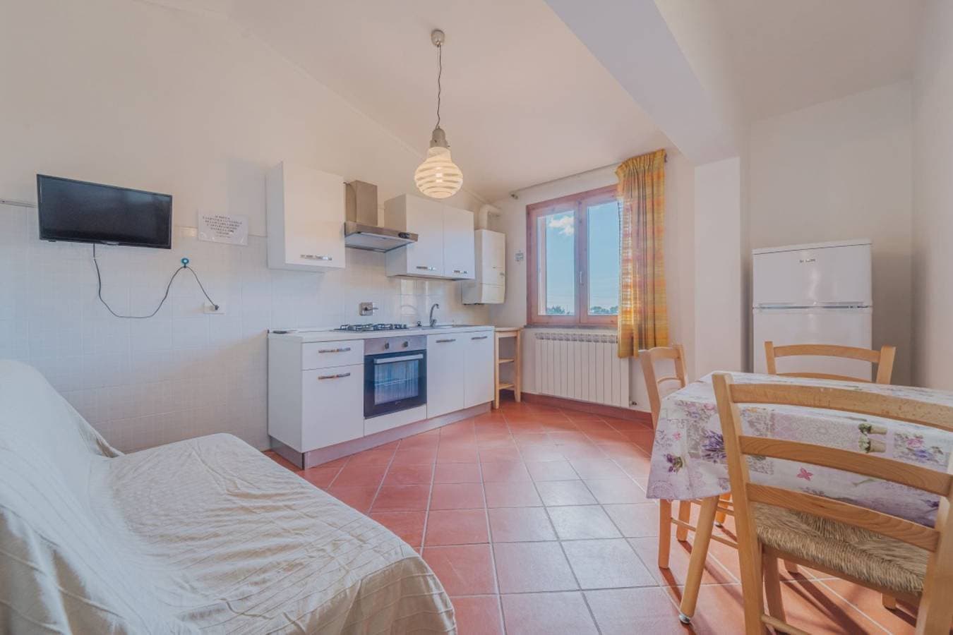 Foto 11 von 19: Ferienwohnung für 4 Personen mit Terrasse