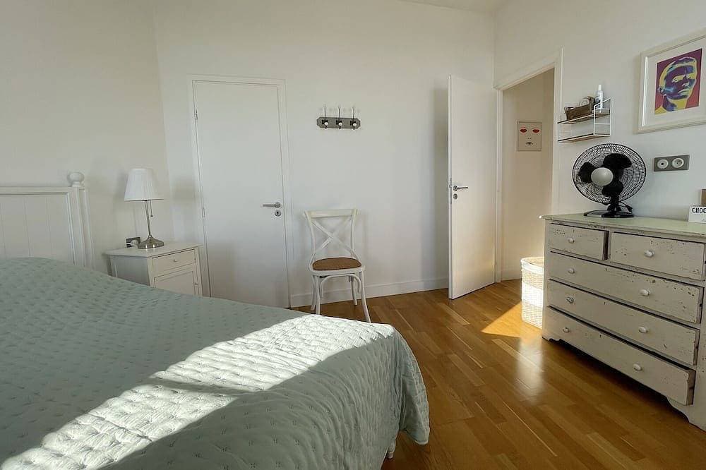 Foto 3 von 27: 25. Bright apartment with two bedrooms & balcony with a lovely sea view